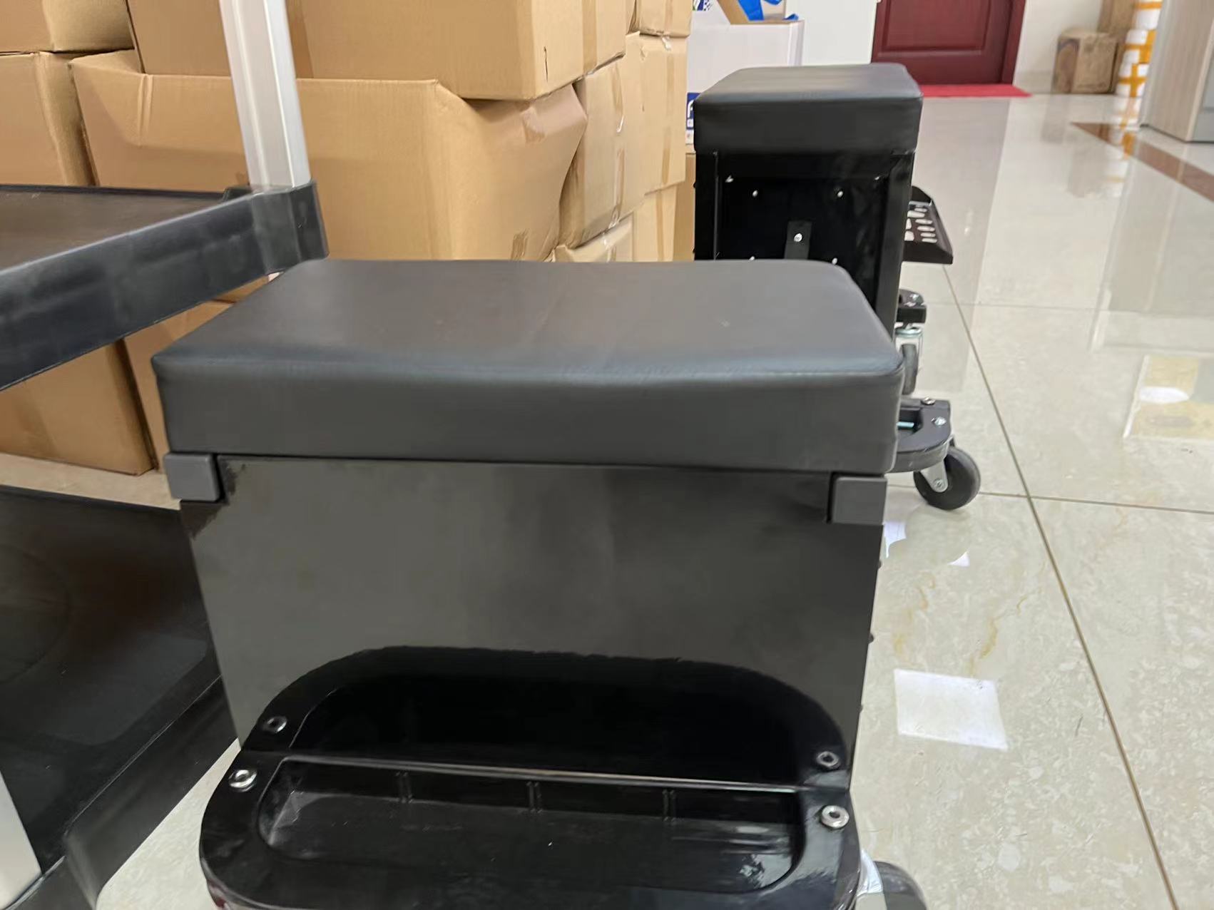 Heavy Duty Workshop Workbench